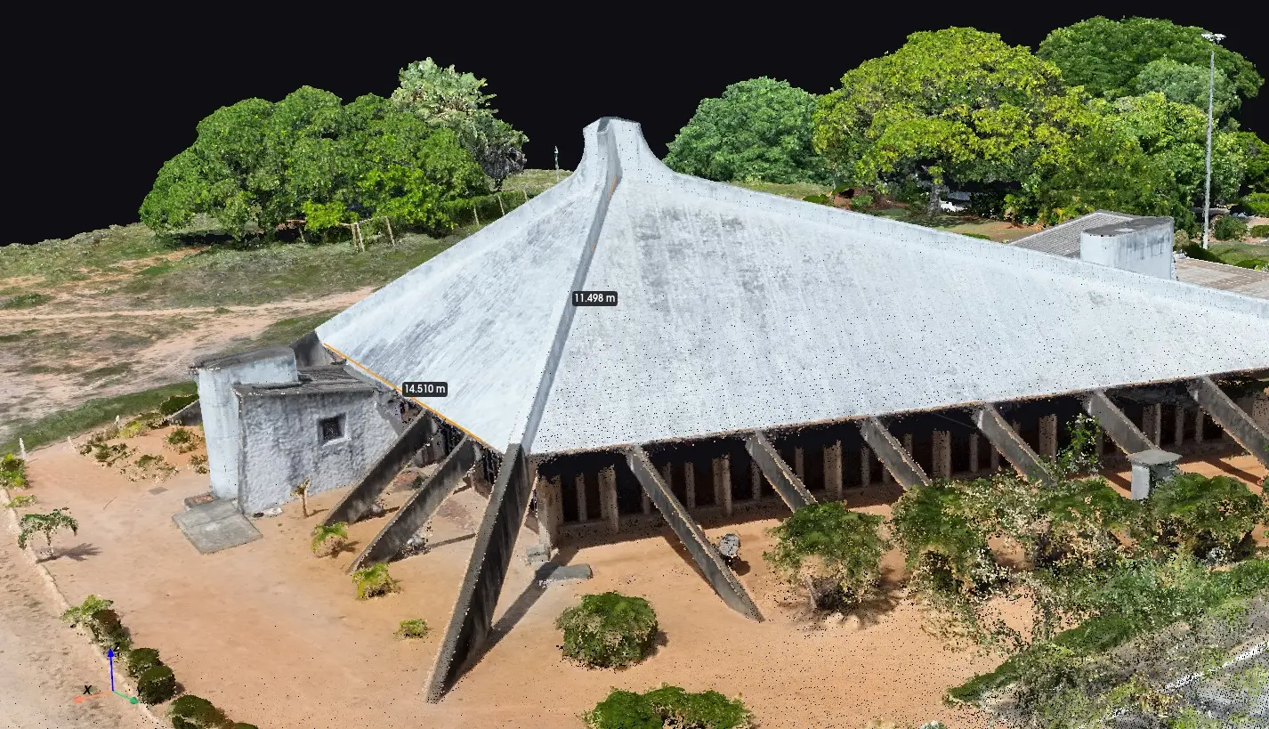 Modelo 3D de estrutura de concreto armadoobtido por DRONE para fins de inspeção.